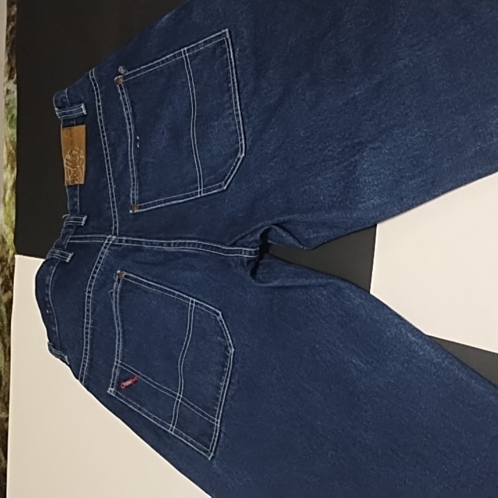 Blue jeans - Picture 2 of 2